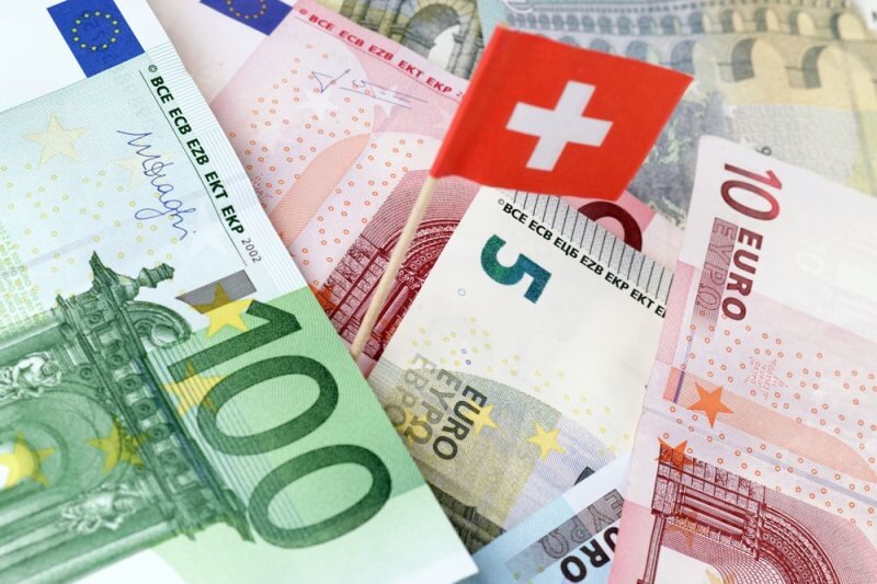 Деньги на иностранных счетах. Банковская система Швейцарии. Финансовая система Швейцарии. Экономика Швейцарии. Банки Швейцарии деньги.