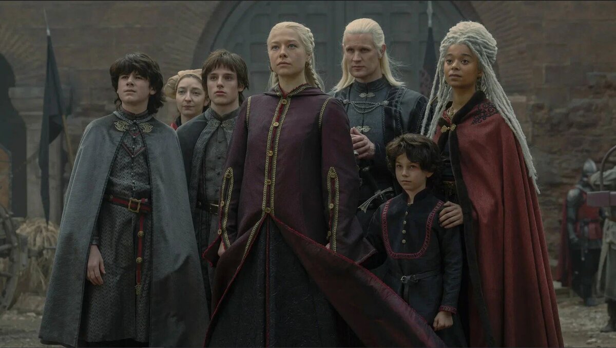 На Драконий Камень срочно нужно завезти нормального парикмахера. Кадр из сериала от HBO "Дом дракона"