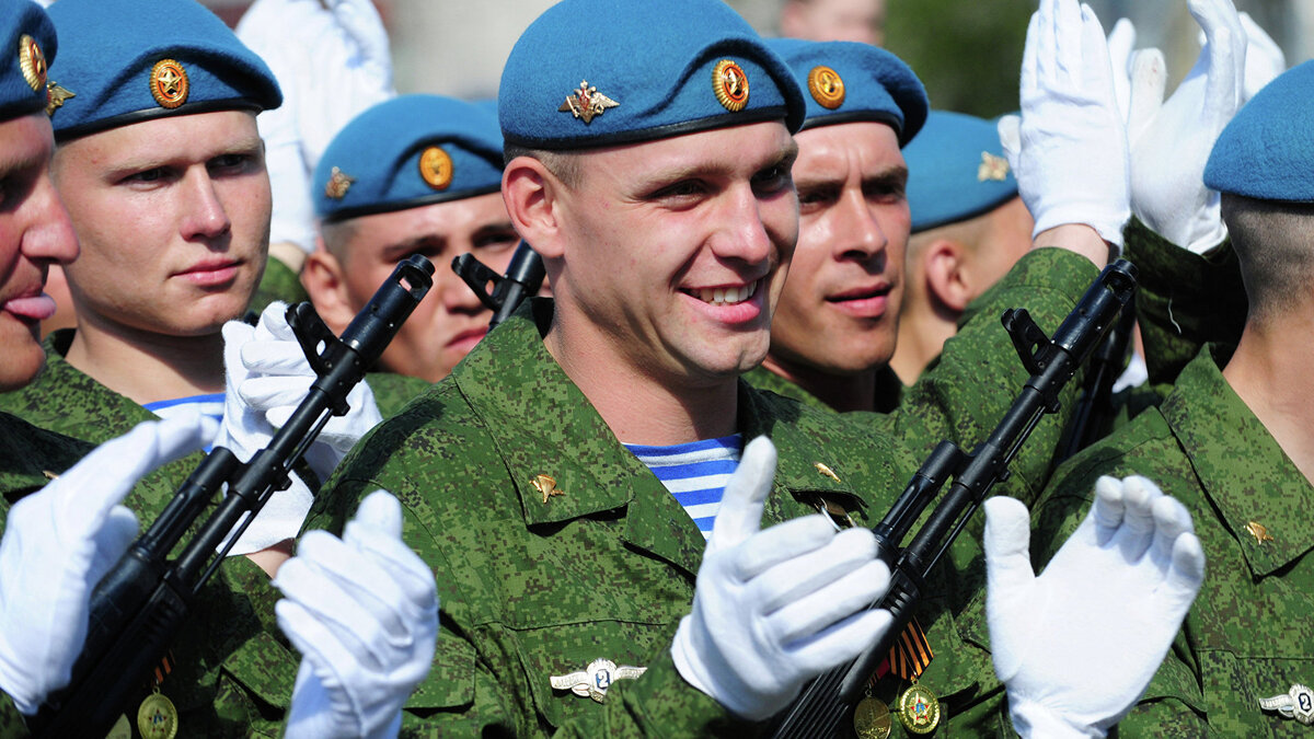    Военный парад© РИА Новости . Павел Лисицын