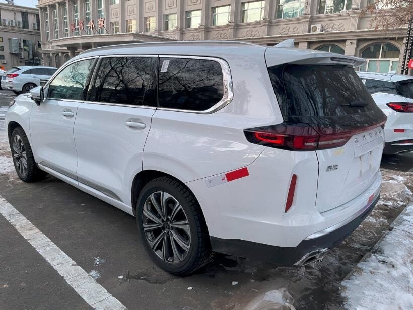 На фото из соцсети: обновленный кроссовер Exeed VX