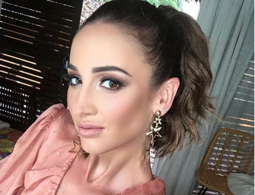 Неунывающая Ольга Бузова