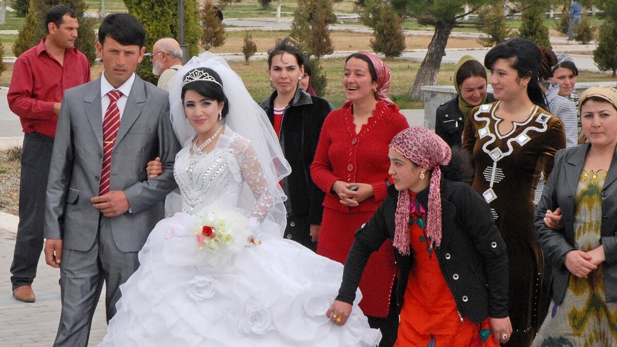 Как живется женщинам в Узбекистане?