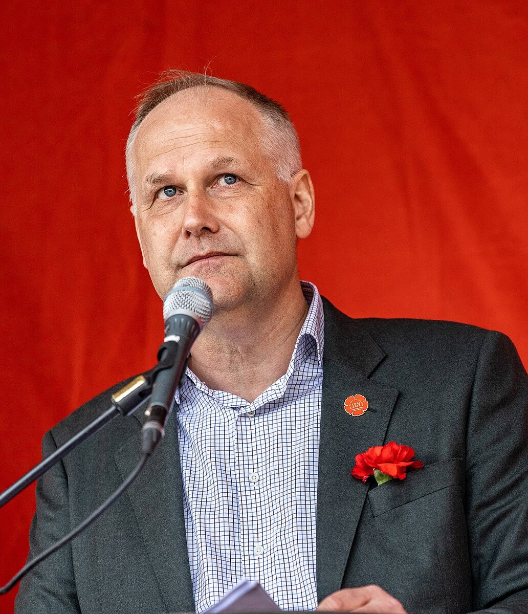 Йонас Шостедт