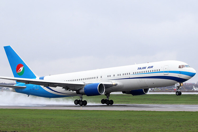 Фото: пресс-центр "Таджик Эйр"