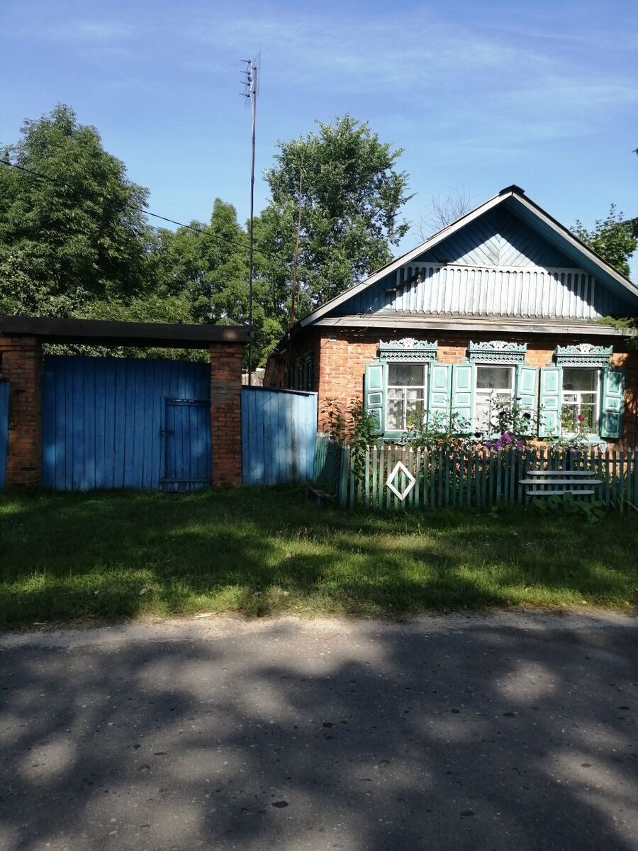 Фото Николая. Частный дом в селе Кожаны.