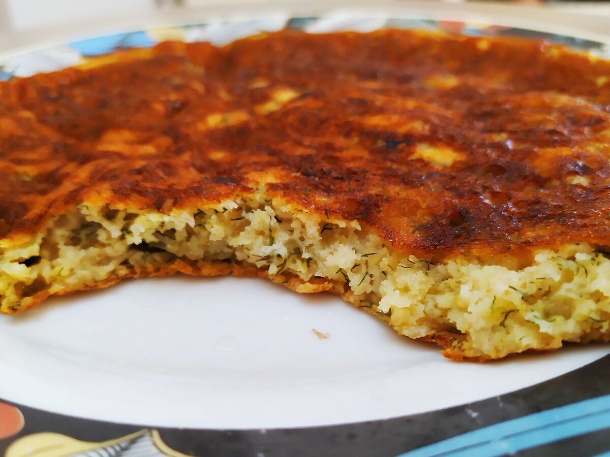 Всего за 10-15 минут получается вот такая аппетитная, вкусная и нежная лепешка.