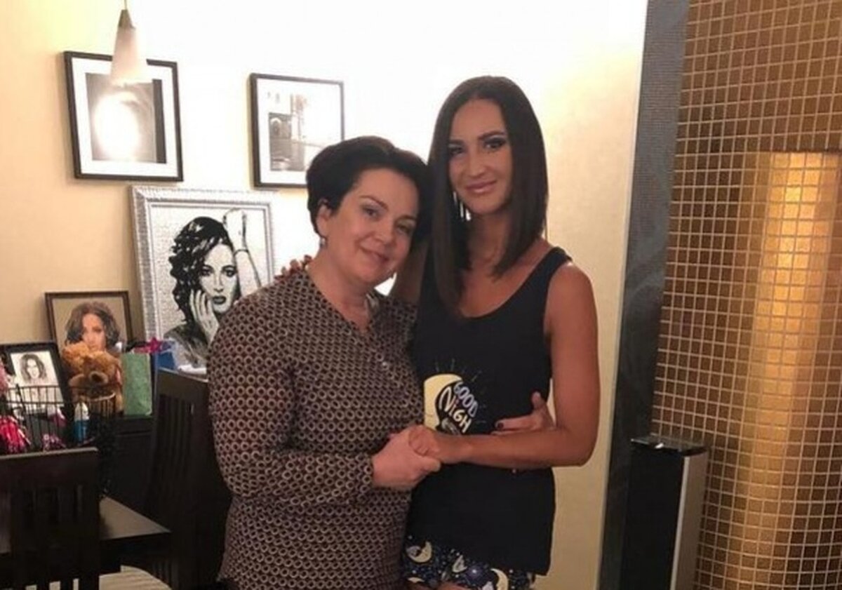 Ольга с любимой мамой.