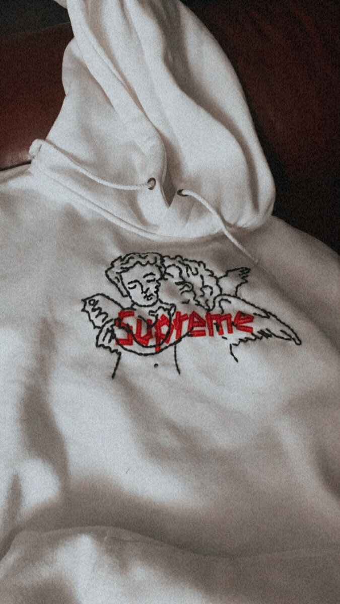  По карандашу нужно сделать контур, вышивала я двойной ниткой, простым стежком. Этого вполне хватит. 