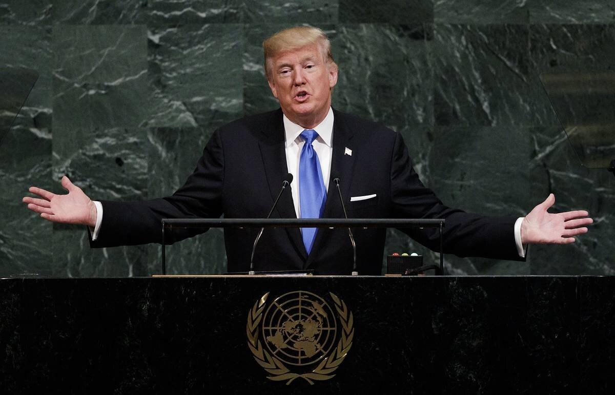 Дональд Трамп 45-й президент США