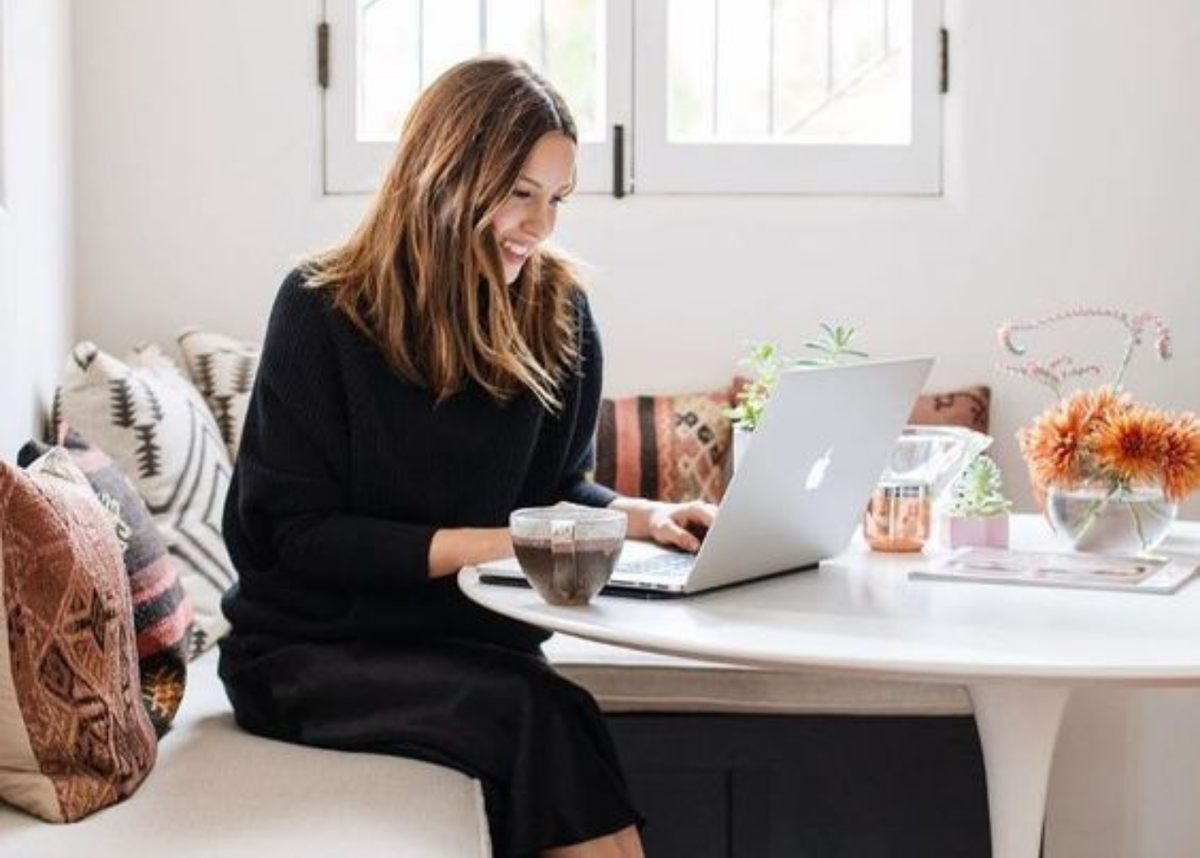 Фото из Пинтерест, обработано в Канва.