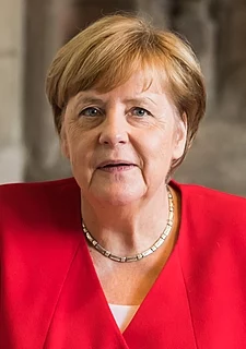 https://commons.wikimedia.org/wiki/File:Angela_Merkel_2019_(cropped).jpg?uselang=ru