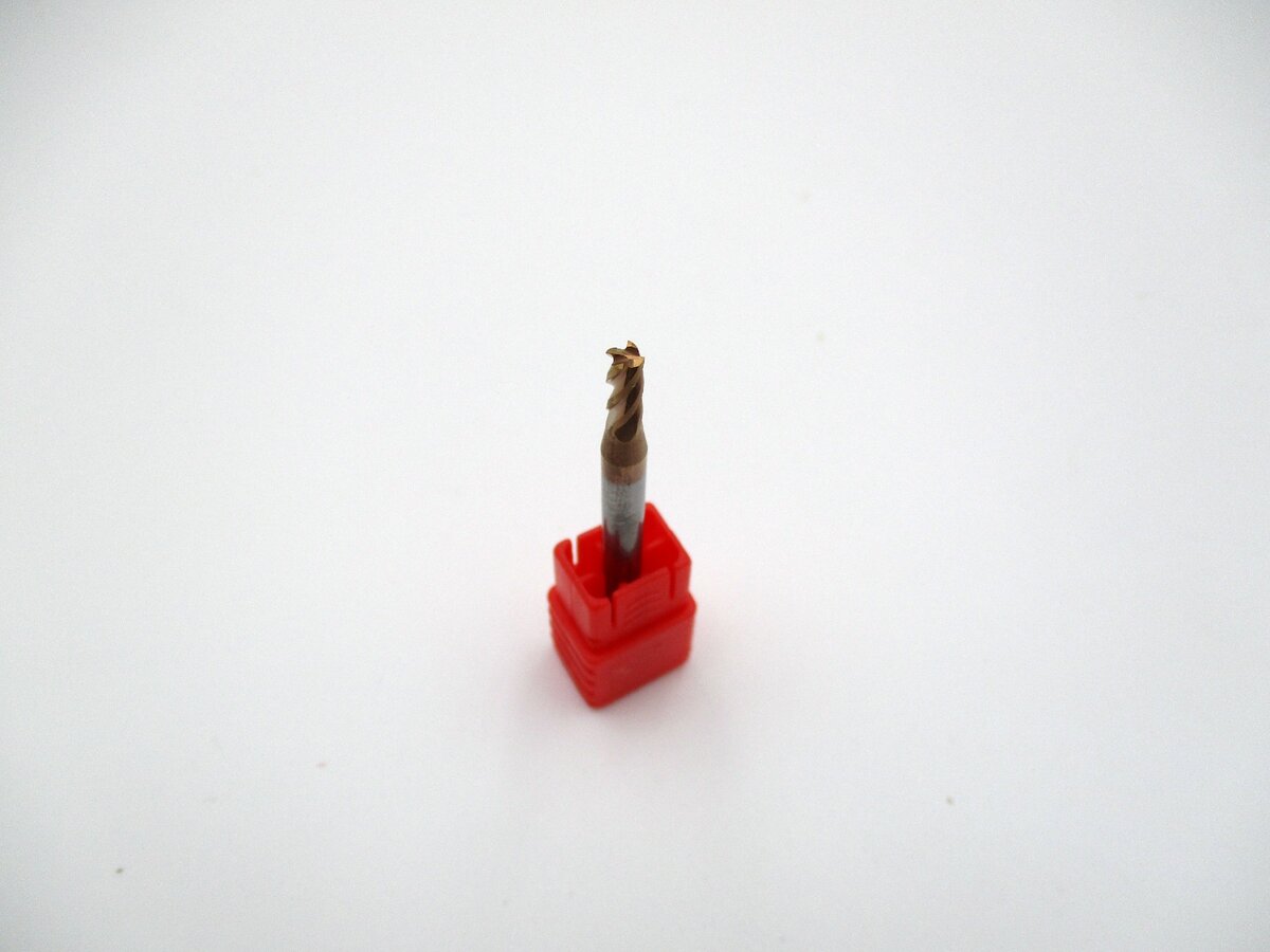 Китайская четырехзаходная фреза 3мм неимоверной красоты