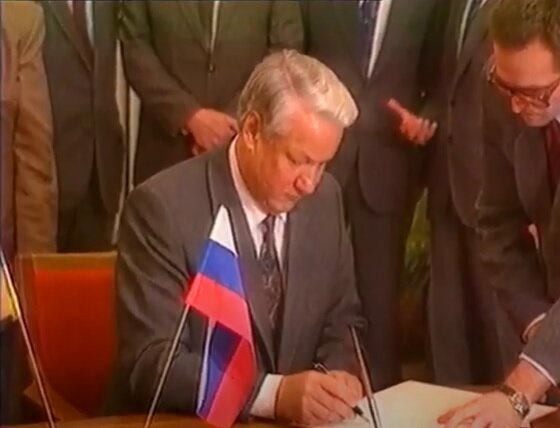 Борис Ельцин, скрин с ютуба