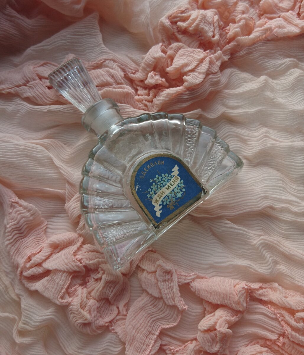 Сказочные истории, пронизанные нежностью и изысканностью flakonov