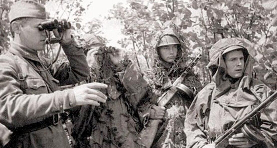 композиция на военную тему. вторая мировая война в россии 1941-1945. разведчики ркка вов.