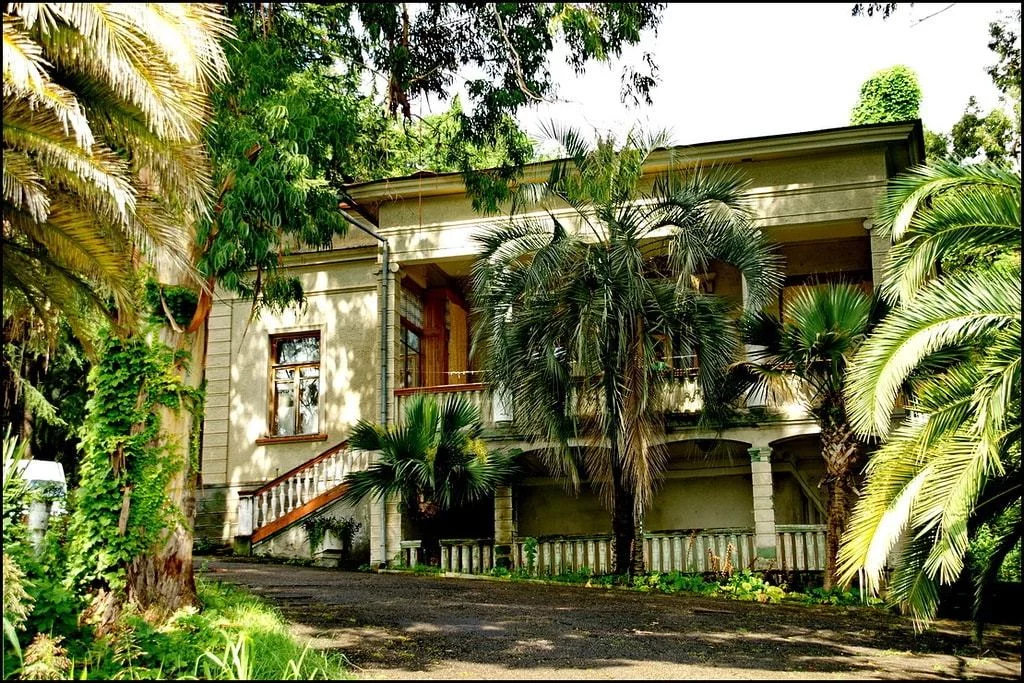 Дача сталина в новом афоне отзывы. Дача сталина в абхазии новый афон фото. Дача сталина в абхазии. Дача сталина в пицунде. Абхазия дача сталина 1938.
