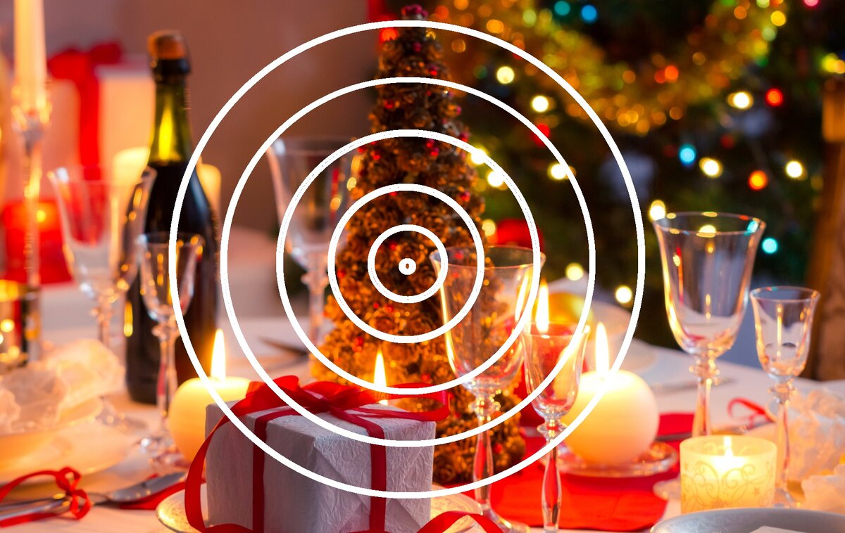 Новогодний стол (Яндекс. картинки)