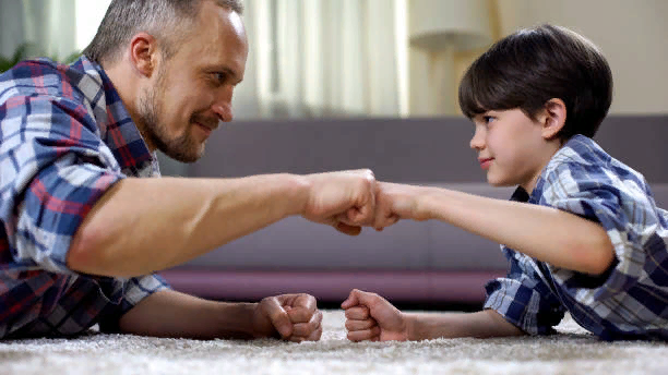 Одна из многочисленных иллюстраций к Отчиму на просторах. Открытые источники 