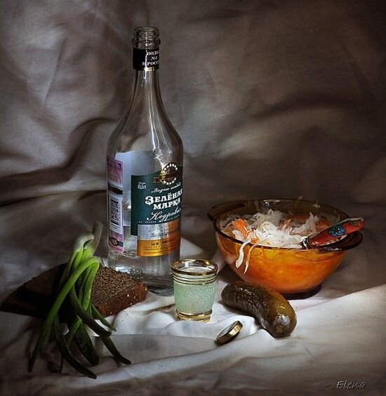 Водка зелёная марка. 