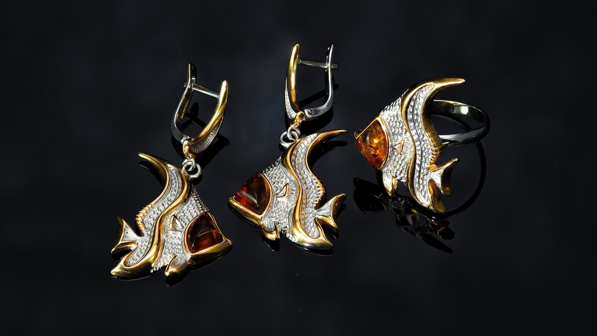 Серьги и кольцо. Серебро 925, позолота, янтарь. Производство калининградской компании "Балтийское золото"