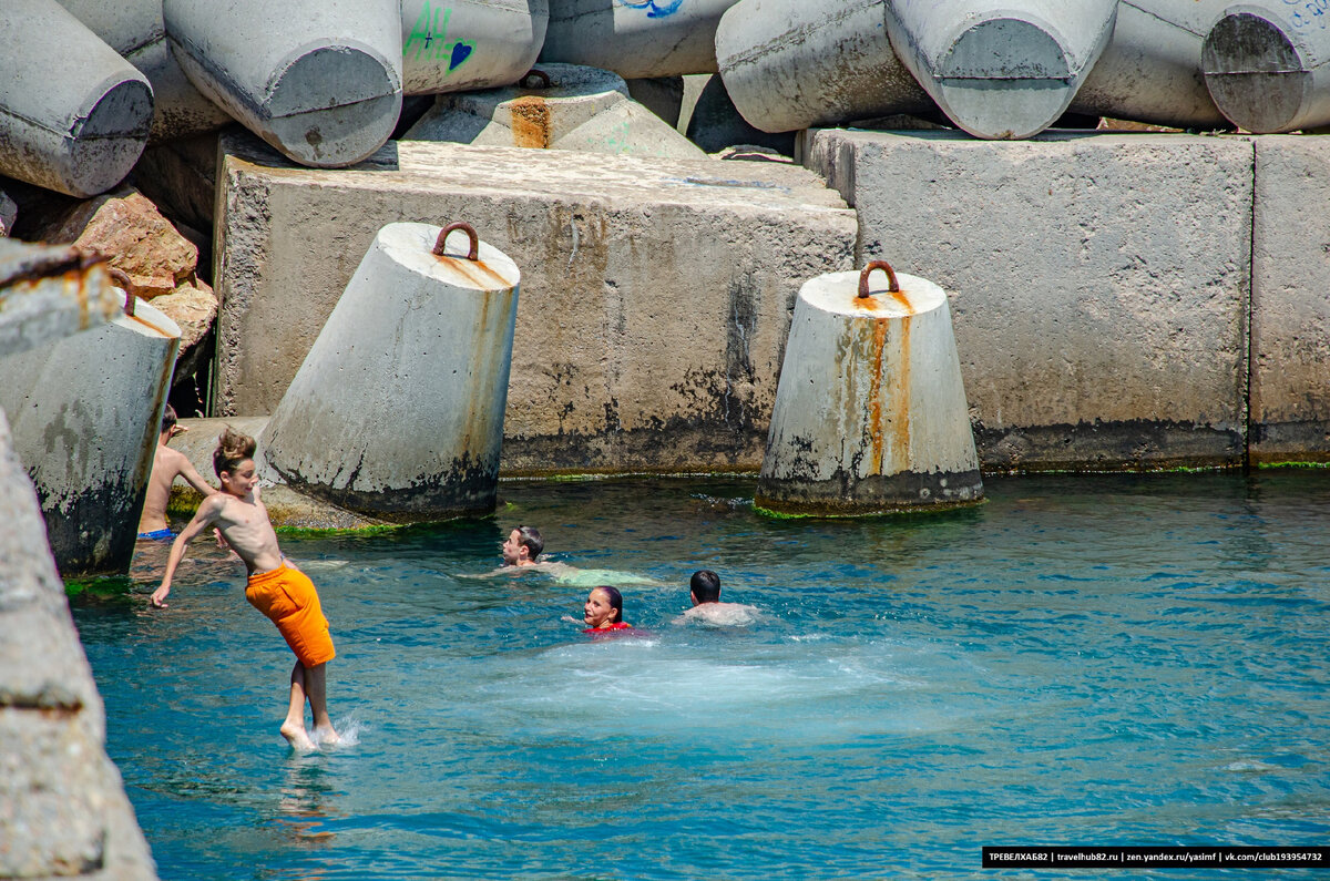 камышовский мол севастополь. контраст севастополь. севастополь императорский город. контраст фото. мекензи севастополь.