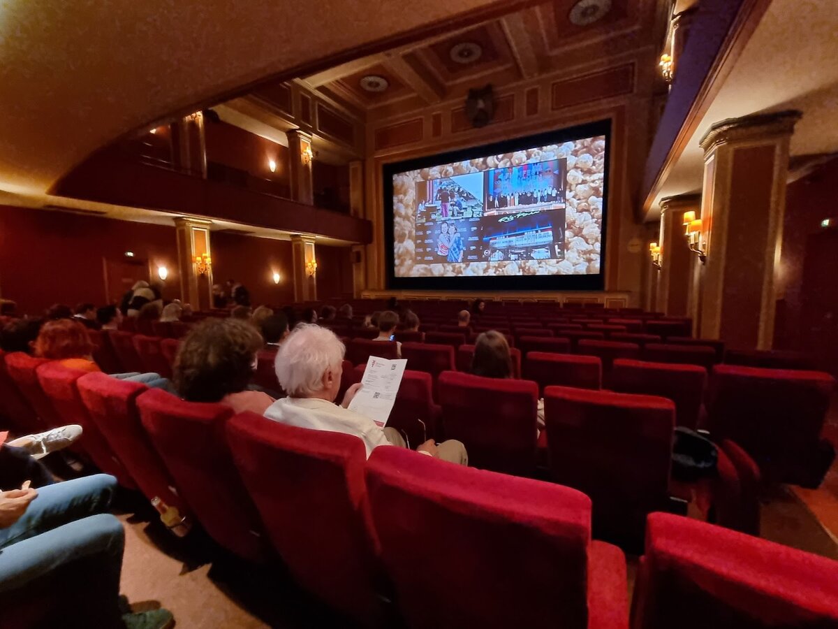 Перед демонстрацией документального фильма "Мариуполис 2" , Мюнхен 1.07.2022