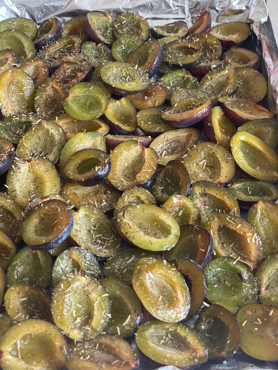 Вяленые сливы в духовке.