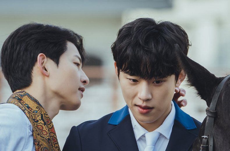 Кадр из дорамы "Винченцо" (2021)