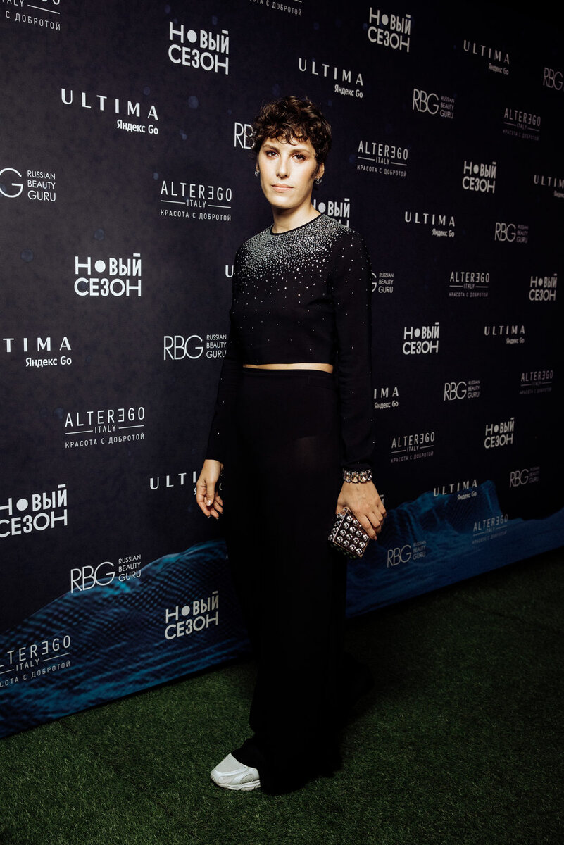 Листайте вправо, чтобы увидеть больше изображений