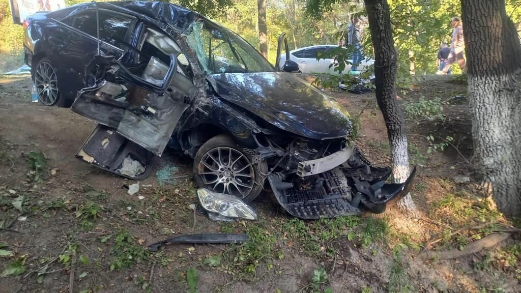     Ужасная трагедия произошла на одной из улиц Находкинского городского округа. Жизнь юной жительницы Приморья оборвалась по вине любителя нарушать ПДД.