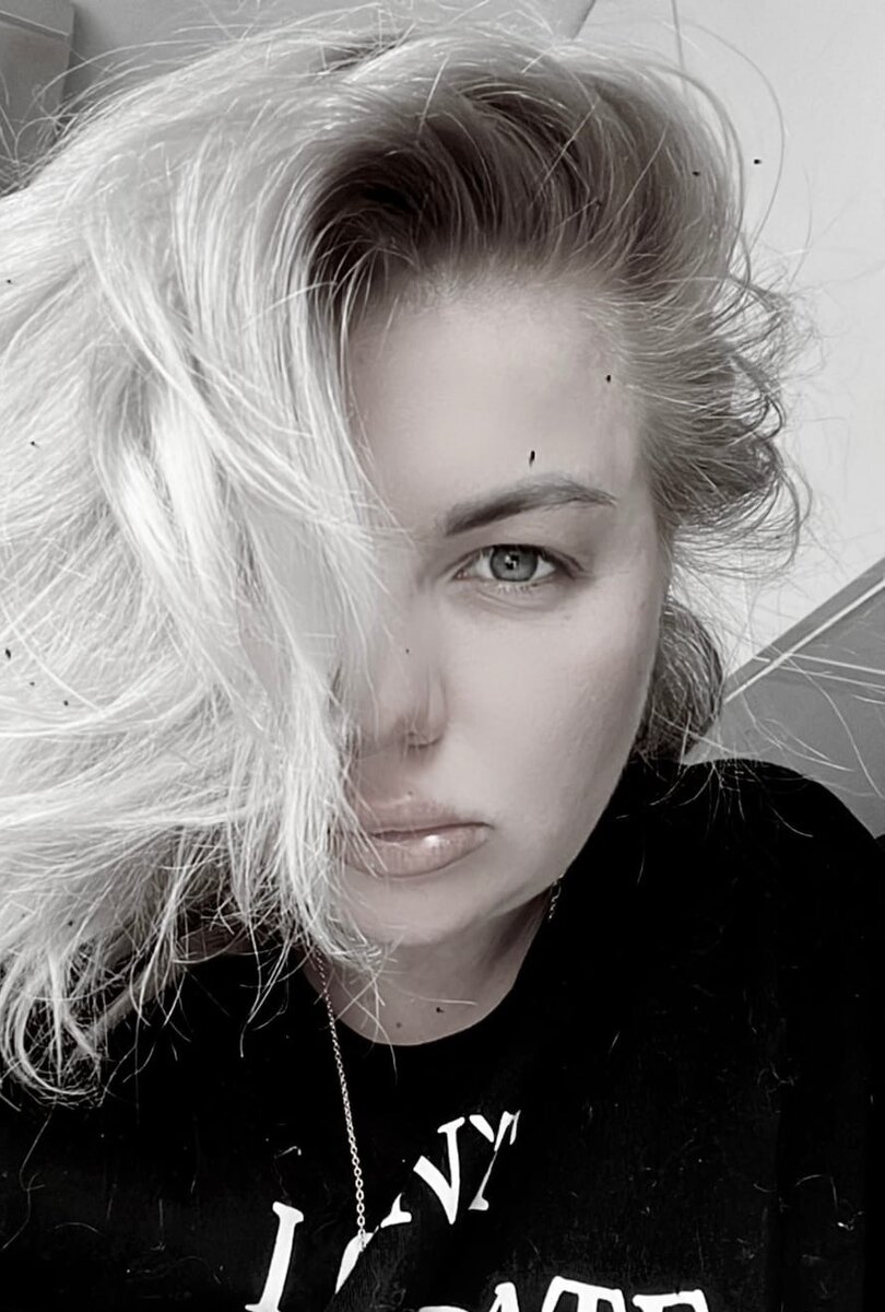 Так Ольга Сокол из телепроекта "Дом-2" выглядит сейчас, фото: ВКонтакте @id5975577