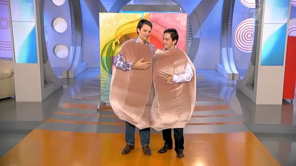 Помните песенку Яичек по первому?