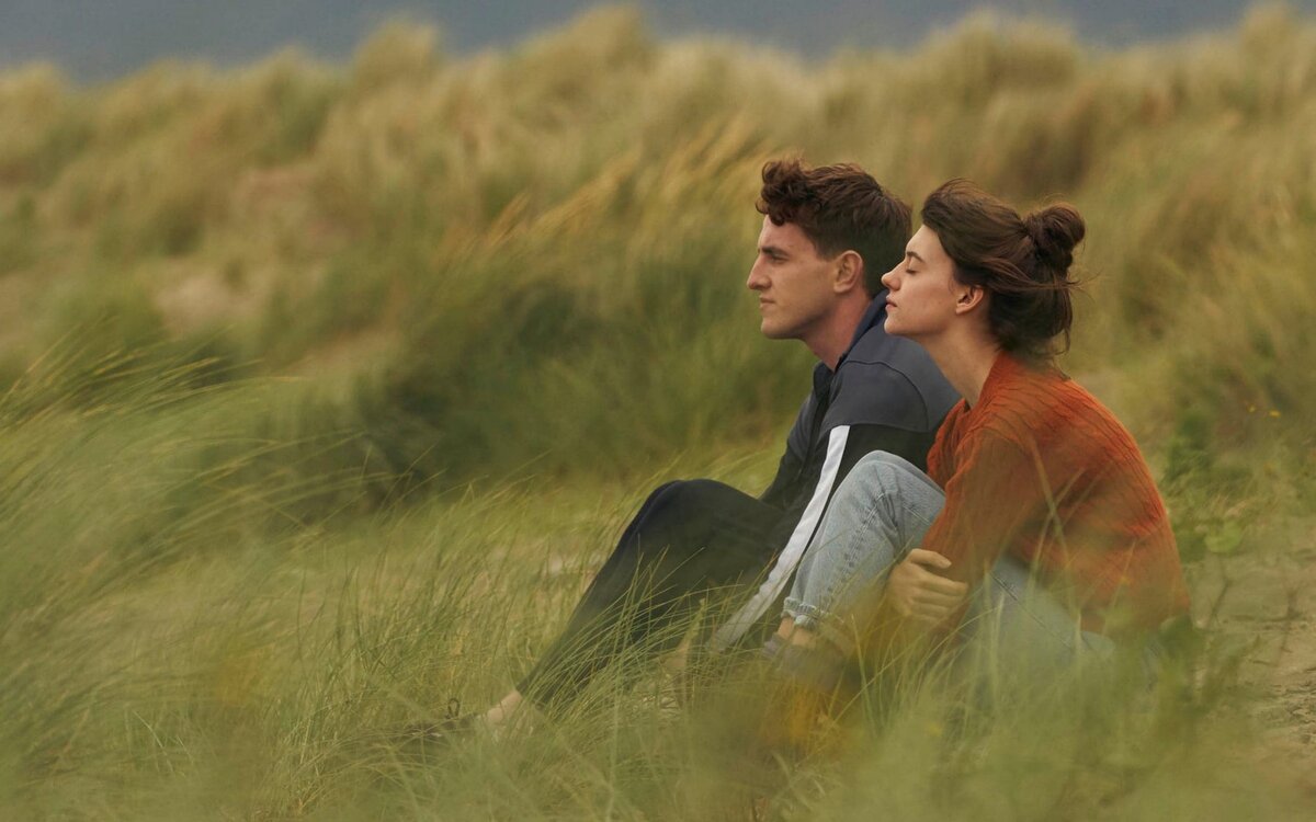 Актёры Дэйзи Эдгар-Джонс и Пол Мескал. Кадр: Кинопоиск