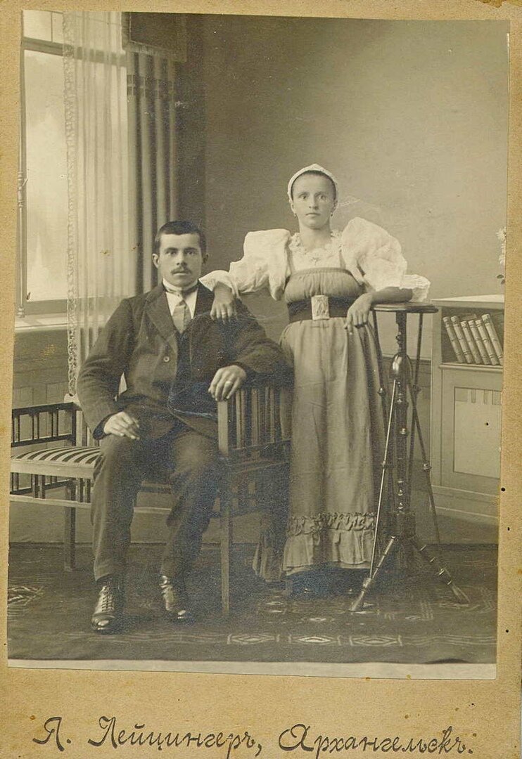 Жители Беломорска более 100 лет назад: все похожи, будто родственники и в необычных нарядах