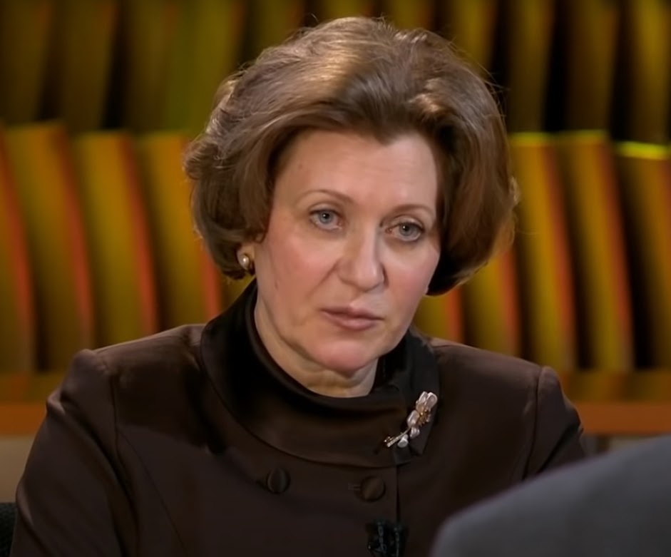 Анна Попова. Кадр передачи «Познер»