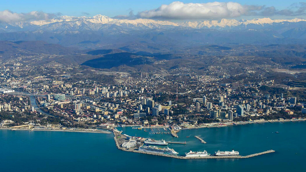 Фото города Сочи с высоты птичьего полета.