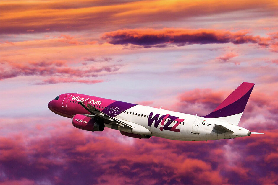 Потрясающе оптимистичная и романтичная окраска флота авиакомпании "Wizz Air"