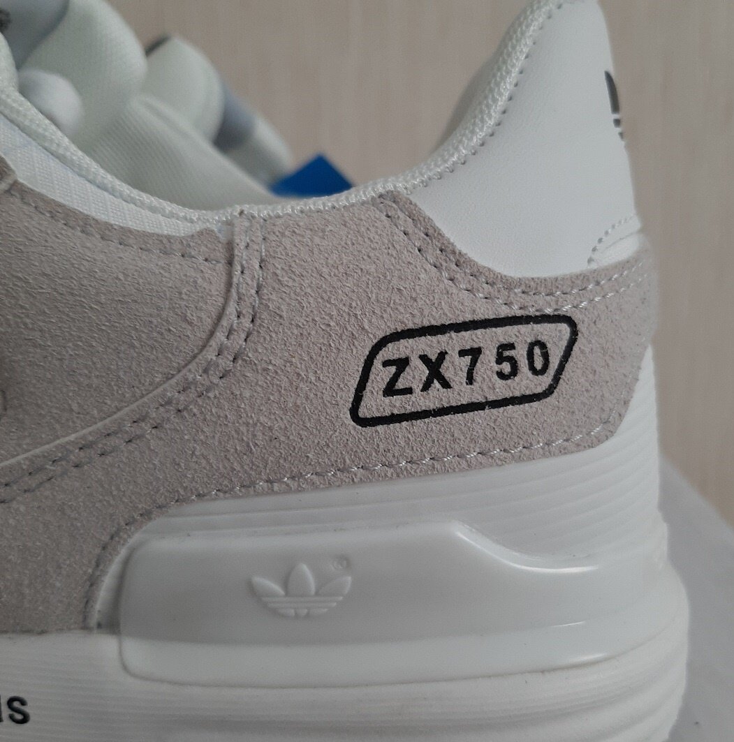 Adidas zx750