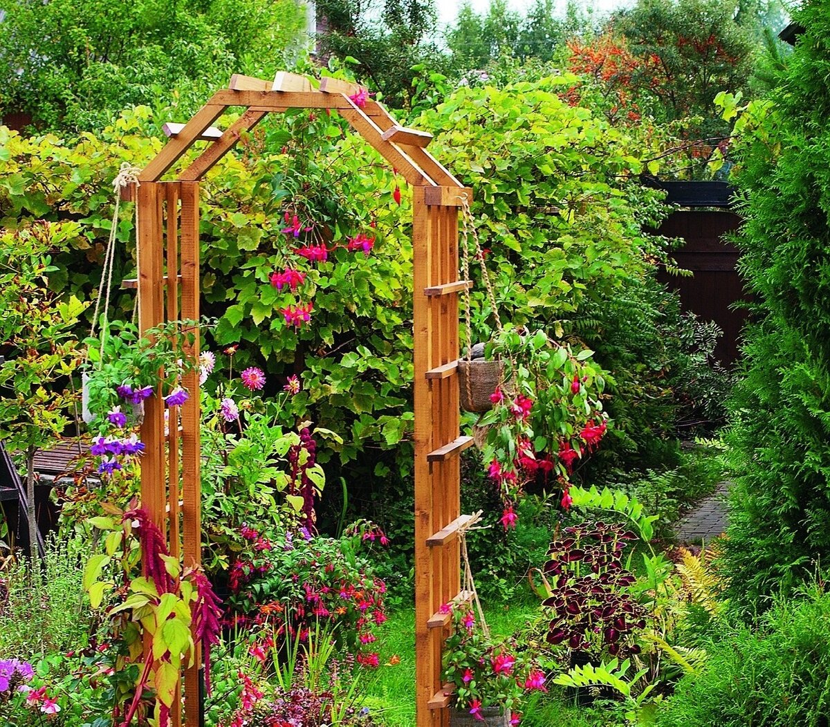 Садовые арки – идеи, виды, способы оформления, фото, видео