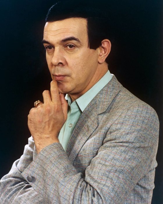 
Муслим Магомаев. 
