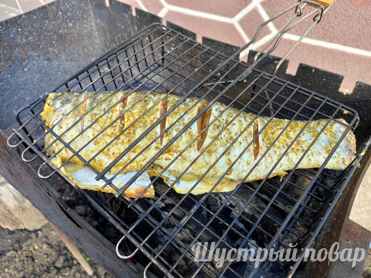 Способ жарки шашлыка из белый амур, как его готовить и с чем есть