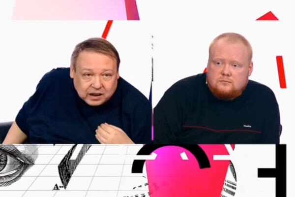 «Когда я увидел рядом с сыном эту девушку, то сразу сказал, что это не его типаж. Не по Сеньке шапка. Она была уж слишком шикарной. В итоге я оказался прав. Если уж выбирать между нами, то я больше подхожу Анне. Мне наша с ней связь очень нравится. В конце-концов зря что ли я "Потенциалекс" глотаю пачками долгие годы?! Девчонки на меня сами вешаются. Насильно никто в постель не тащит! Эффект от препарата есть - я пользуюсь успехом у женщин. Почему я должен отказываться от такого удовольствия? Ради принципов каких-то? К черту все это! Пусть поищет себе кого попроще. Аня - моя.», — заявил Семчев.Актер не считает, что совершил плохой поступок // Фото: Кадр из программы