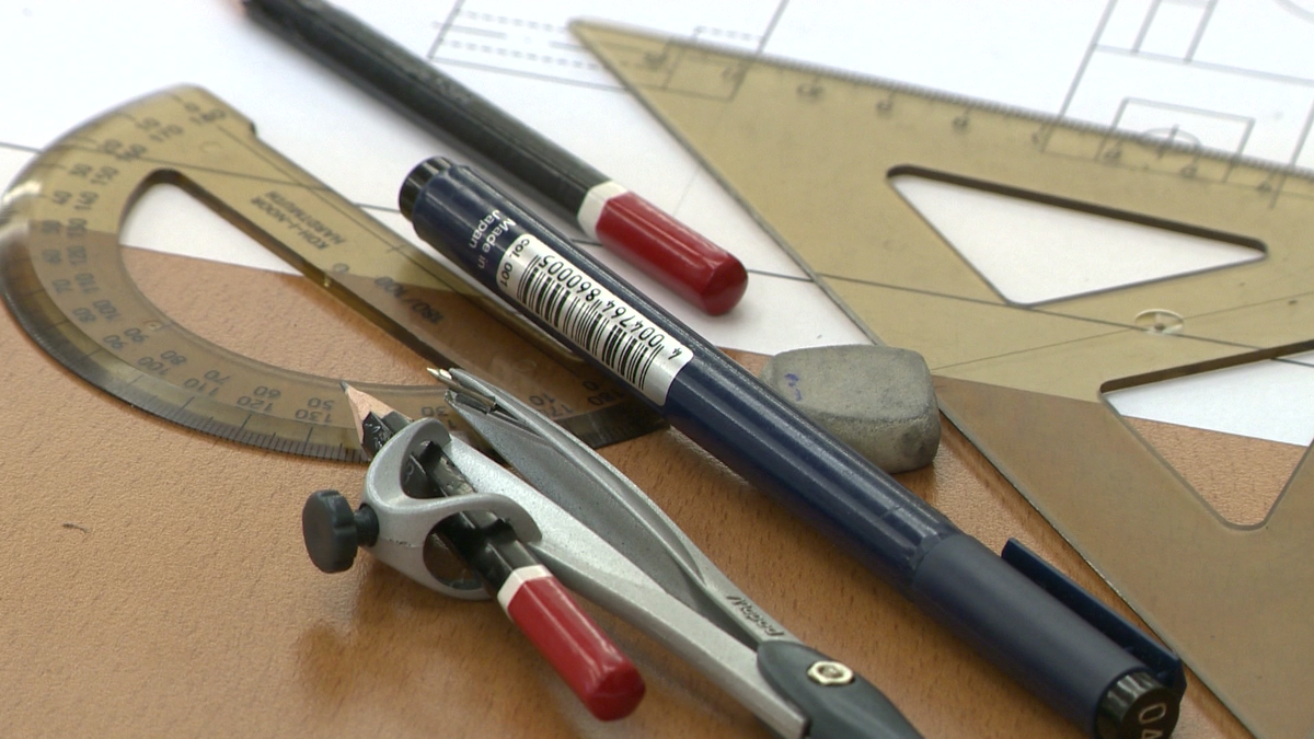 Принадлежности в черчении