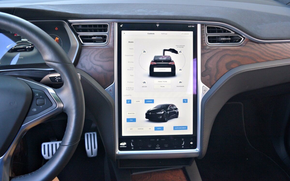 Стиле тесла. Tesla model x экран. Монитор Tesla model s. Tesla model x панель. Tesla model 3 Screen.