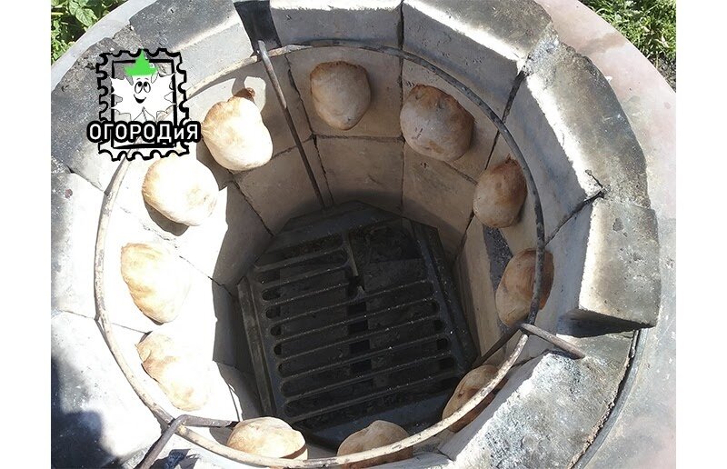 Вот так я его пек, в тандыре