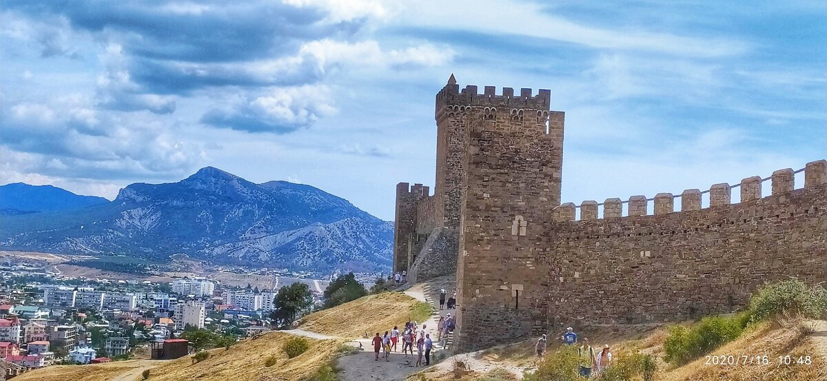 Генуэзская крепость