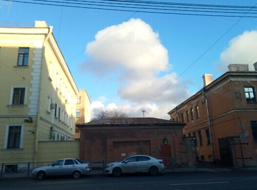 Листайте! Здесь, на Рузовской улице, начинаются смешанные казармы Семёновского и Егерского полков. 