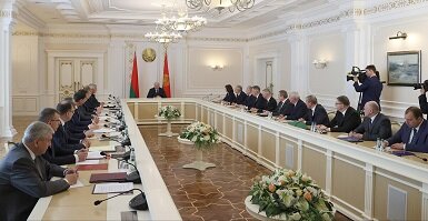 Александр Лукашенко собрал совещание по вопросам сотрудничества с Россией