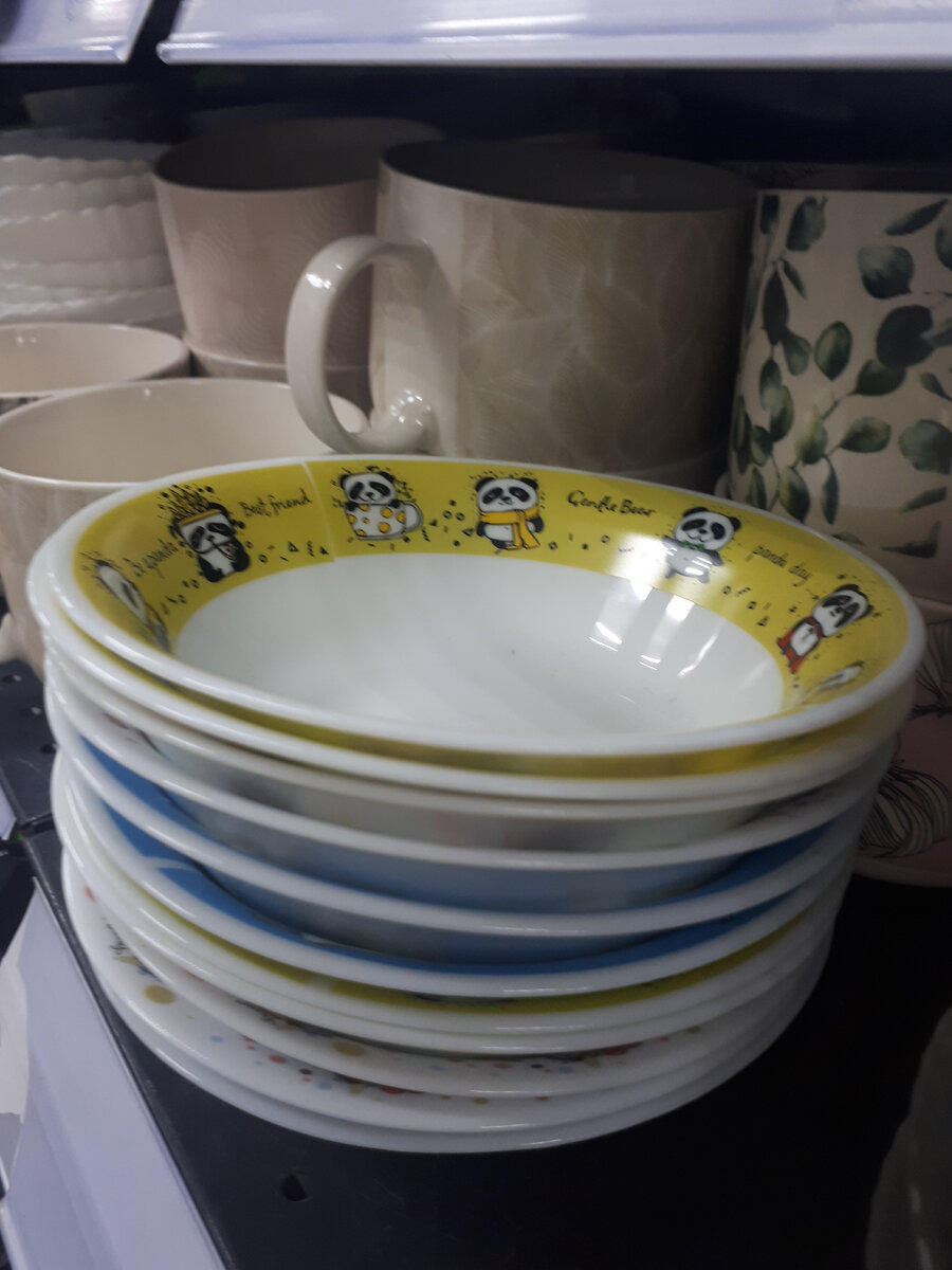 Пиалы в ассортименте.