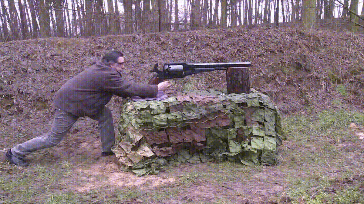 Выстрел из Remington 1859